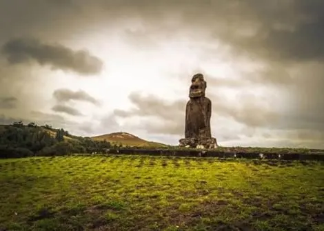 ภาพประกอบโปรแกรมวันที่ 14: Santiago → Easter Island