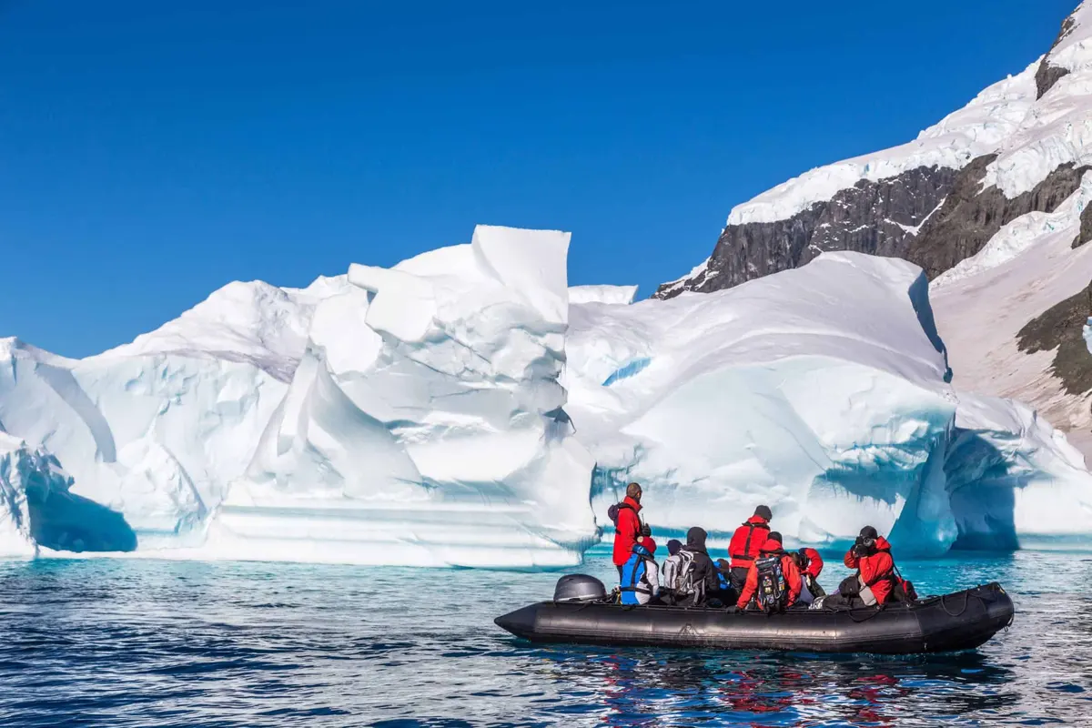 ภาพประกอบโปรแกรมวันที่ 6: Antarctic cruise