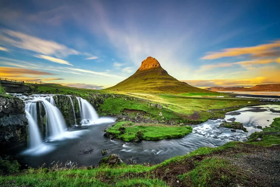 ภาพประกอบโปรแกรมวันที่ 9: West Iceland Coast → Reykjavík