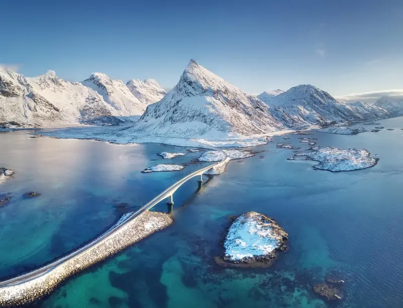 ออสโล (Oslo) – เลกเนส (Leknes) - หมู่เกาะโลโฟเทน (Lofoten archipelago) - ฮัมนอย (Hamn