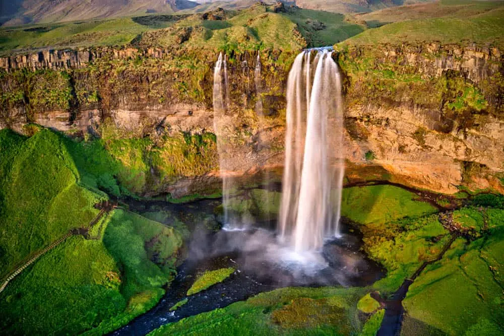 ภาพประกอบโปรแกรมวันที่ 3: South Shore → Seljalandsfoss → Skógafoss → Vík